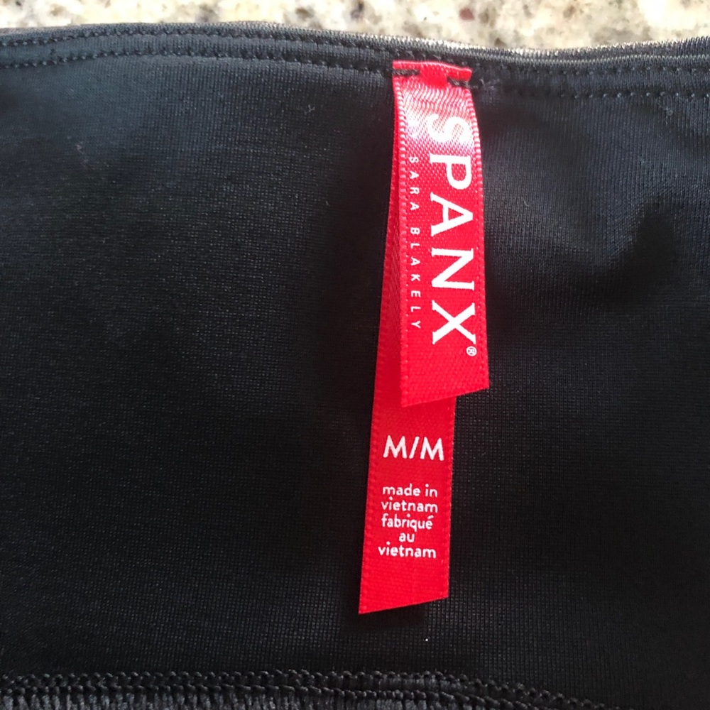 Brand new with tags spanx leggings size medium